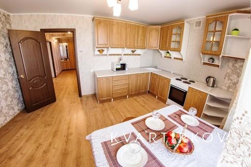 Двухкомнатная квартира,  ул. Высотная 10, Уфа - квартира посуточно