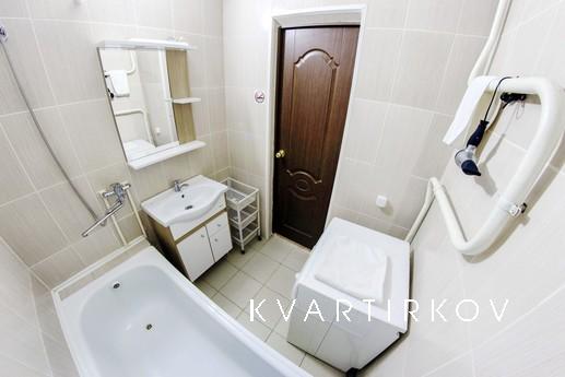 Двухкомнатная квартира,  ул. Высотная 10, Уфа - квартира посуточно