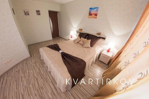 Трехкомнатная квартира,  ул. Ленина 162, Уфа - квартира посуточно