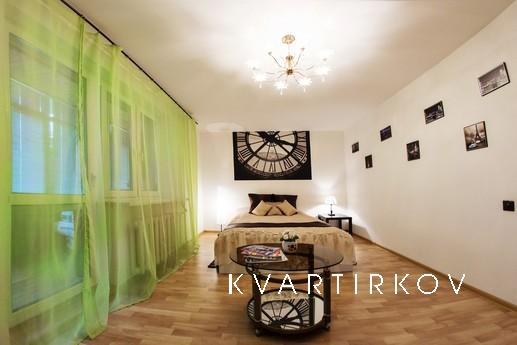 Однокомнатная квартира,  ул. Цюрупы 77, Уфа - квартира посуточно