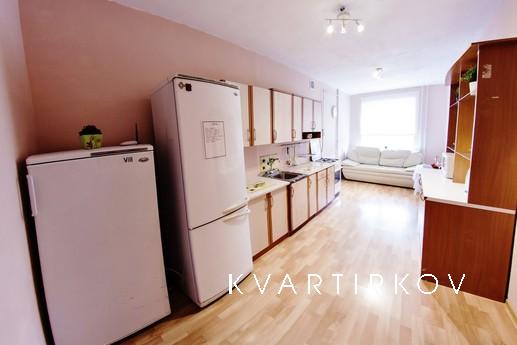 Однокомнатная квартира,  ул. Цюрупы 77, Уфа - квартира посуточно