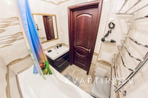 Трехкомнатная квартира,ул. Исмагилова 14, Уфа - квартира посуточно