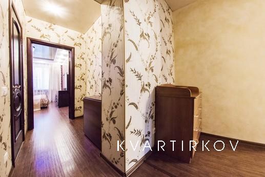 Трехкомнатная квартира,ул. Исмагилова 14, Уфа - квартира посуточно