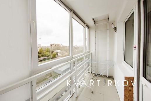 Однокомнатная,  ул. Комсомольская 106, Уфа - квартира посуточно