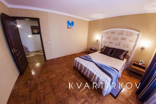 Двухкомнатная квартира,  пр. Октября 84, Уфа - квартира посуточно