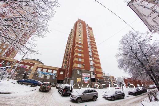 Двухкомнатная квартира,  пр. Октября 84, Уфа - квартира посуточно