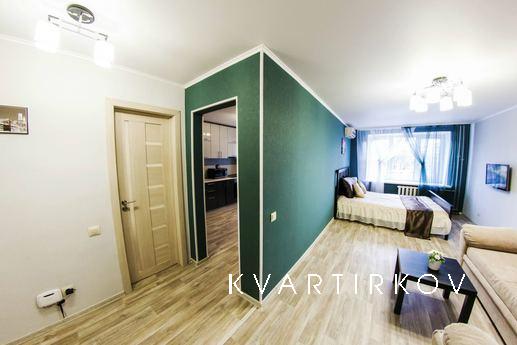 Однокомнатная квартира,  ул. Киекбаева 4, Уфа - квартира посуточно