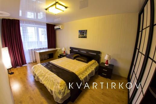 На сутки сдается квартира с дизайнерским евро ремонтом.

Ква