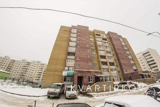 ул. С.Перовской 15/2, Уфа - квартира посуточно