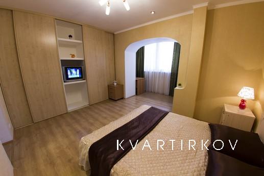 ул. Цюрупы 145/1, Уфа - квартира посуточно