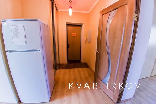 ул. Цюрупы 145/1, Уфа - квартира посуточно