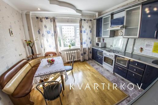 ул. Чернышевского 97, Уфа - квартира посуточно