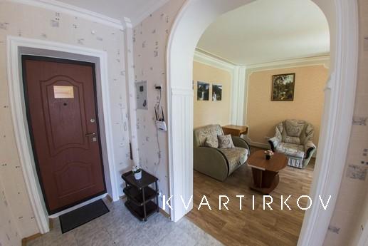 ул. Чернышевского 97, Уфа - квартира посуточно