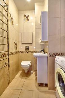 Большая трехкомнатная квартира в центре, Краснодар - квартира посуточно