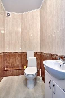 Просторная двухкомнатная квартира, Краснодар - квартира посуточно