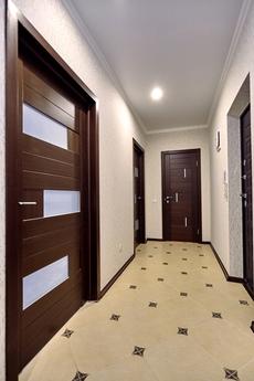 Просторная двухкомнатная квартира, Краснодар - квартира посуточно