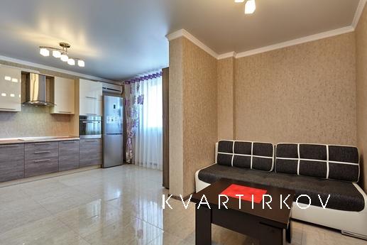 Cozy 2 bedroom apartment, Krasnodar - apartment by the day