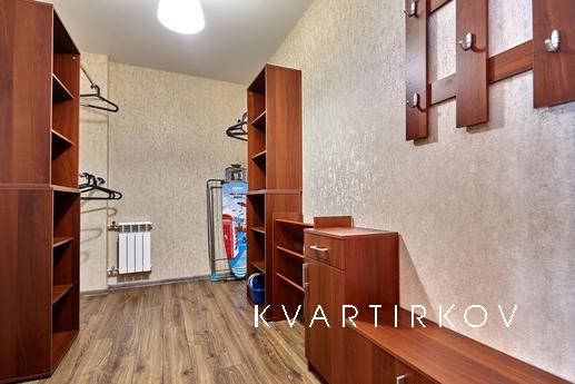 Cozy 2 bedroom apartment, Krasnodar - apartment by the day