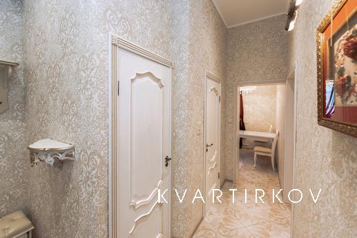 Сдается на сутки и часы  в центре, Казань - квартира посуточно