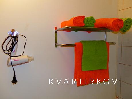 2х комн квартира посуточно по цене 1 ком, Краснодар - квартира посуточно