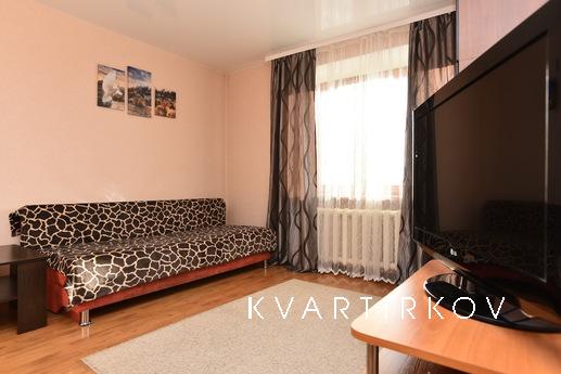 Studio apartment COMFORT, Yekaterinburg - apartment by the day
