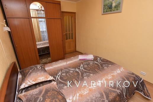 Трехкомнатная квартира рядом КРК Уралец, Екатеринбург - квартира посуточно