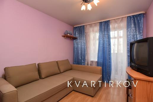 Трехкомнатная квартира рядом КРК Уралец, Екатеринбург - квартира посуточно