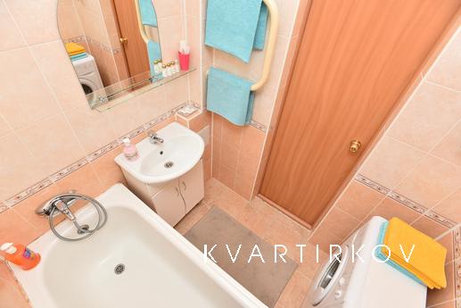 Двухкомнатная квартира, Екатеринбург - квартира посуточно