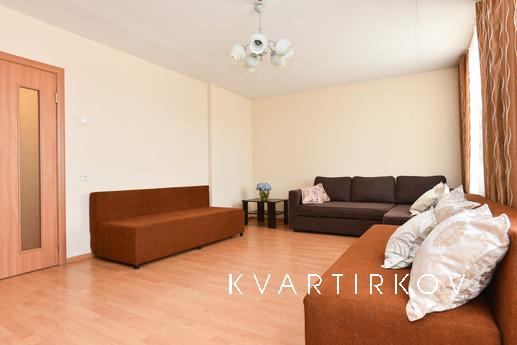 Двухкомнатная квартира, Екатеринбург - квартира посуточно