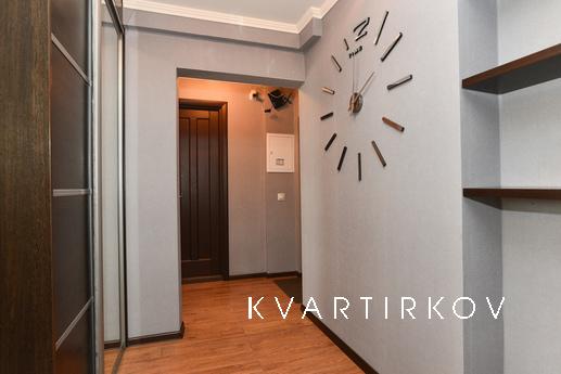 Посуточно Академика Бардина 38, Екатеринбург - квартира посуточно