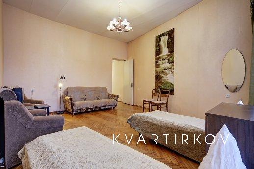 Apartment with Canal View, Санкт-Петербург - квартира подобово