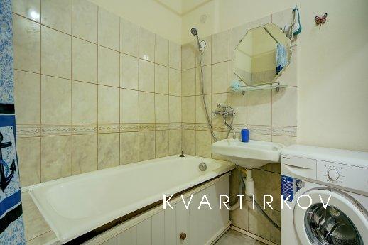 Apartment with Canal View, Санкт-Петербург - квартира подобово