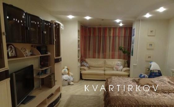 The apartment is rented for the night, hours, days. 2 minute
