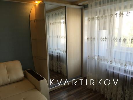 1-кім квартира з дизайнерським ремонтом, Сєвєродонецьк - квартира подобово