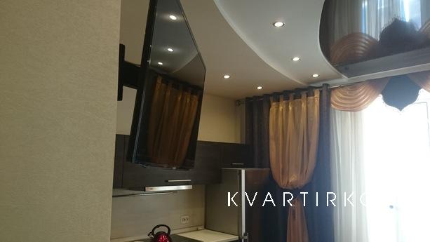 2к квартира Люкс возле аквапарка Ривьера, Казань - квартира посуточно