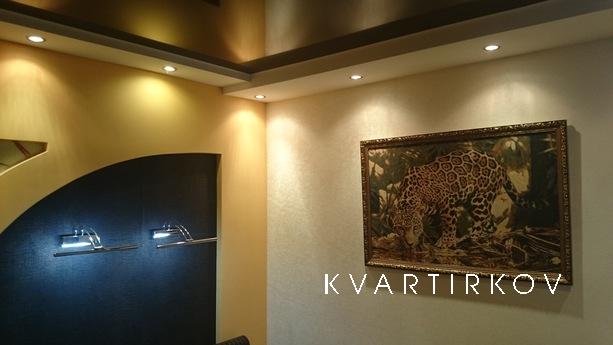 2к квартира Люкс возле аквапарка Ривьера, Казань - квартира посуточно