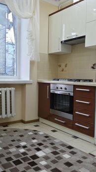 СДАМ КВАРТИРУ В МОСКВЕ !ПОСУТОЧНО!, Москва - квартира посуточно