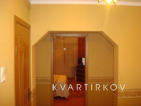 СДАМ КВАРТИРУ В МОСКВЕ! ПОСУТОЧНО!, Москва - квартира посуточно