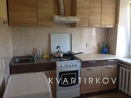 The apartment is in the heart of the sea, Berdiansk - apartment by the day