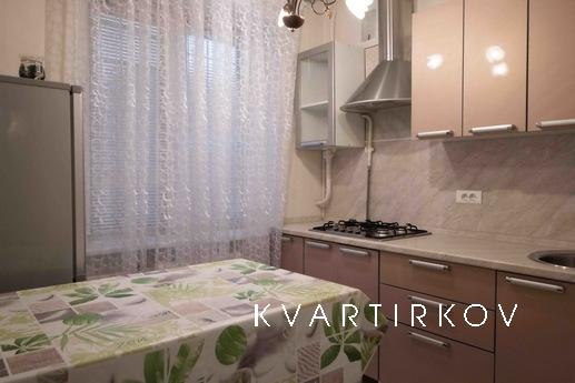 Уютная 1-комнатная квартира посуточно, Москва - квартира посуточно