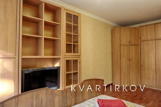 Bright studio apartment, Moscow - apartment by the day