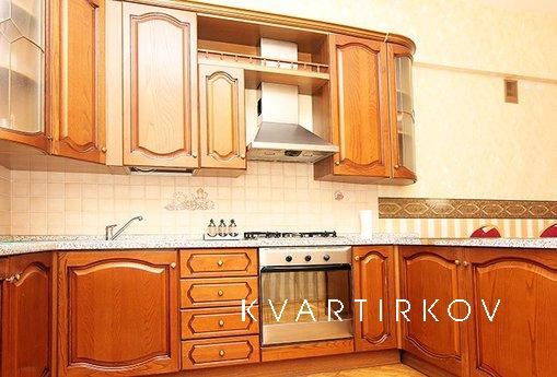 светлая трёхкомнатная квартира, Москва - квартира посуточно