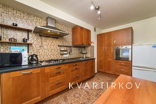 5 комнатная квартира, Казань - квартира посуточно