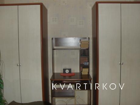 сдаю на сутки,часы., Волгоград - квартира посуточно