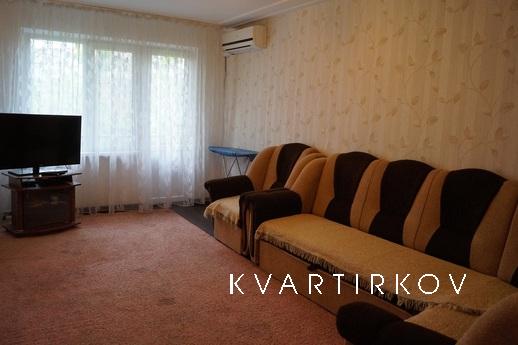 2 bedroom apartment on the Stavropol Str, Krasnodar - apartment by the day