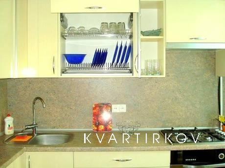 2 комнатная квартира на Ставропольской, Краснодар - квартира посуточно