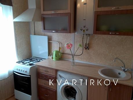 1 комнатная квартира на Ставропольской, Краснодар - квартира посуточно