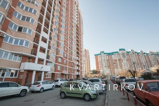 1 комнатная квартира на Кубанской, Краснодар - квартира посуточно