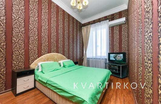 2 кімнатна кварти в центрі, Київ - квартира подобово