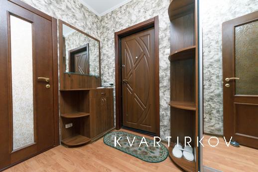 apartment in poznyaky. 16, Grigorenka Av, Kyiv - apartment by the day